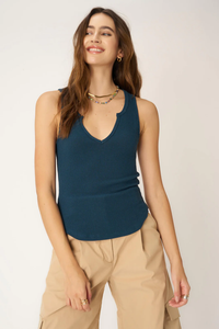 The Madly Rib Notch Tank