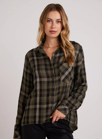The Slouchy Pocket Buttondown